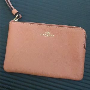 NWT coach wristlet